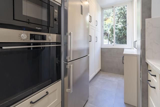 Apartamento de 2 habitaciones en Calahonda, Mijas en venta - 335.000 € (Ref: 9677148)