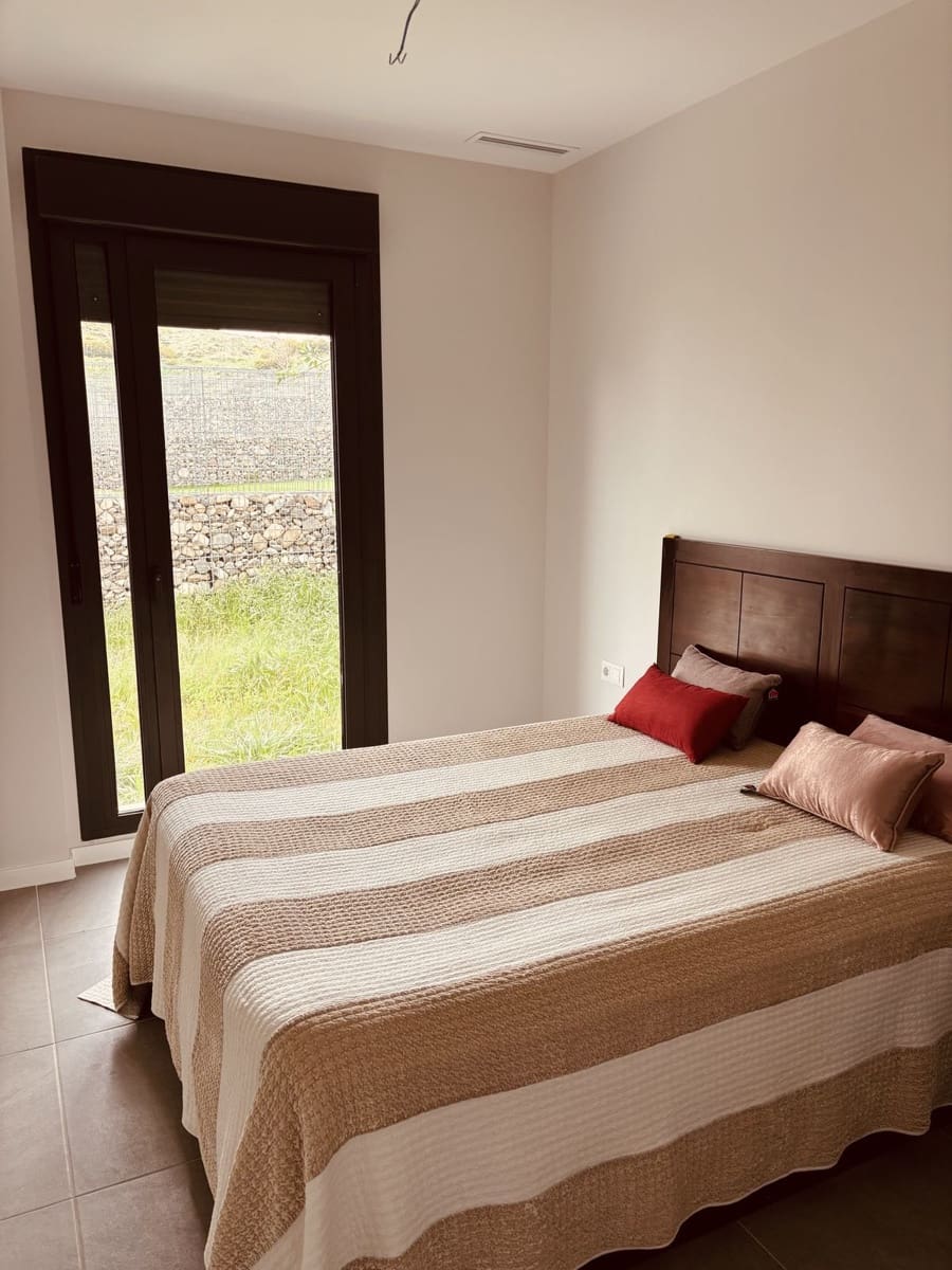 4 soverom Kjedet enebolig til salgs i Riviera del Sol - € 637 000 (Ref: 9677152)