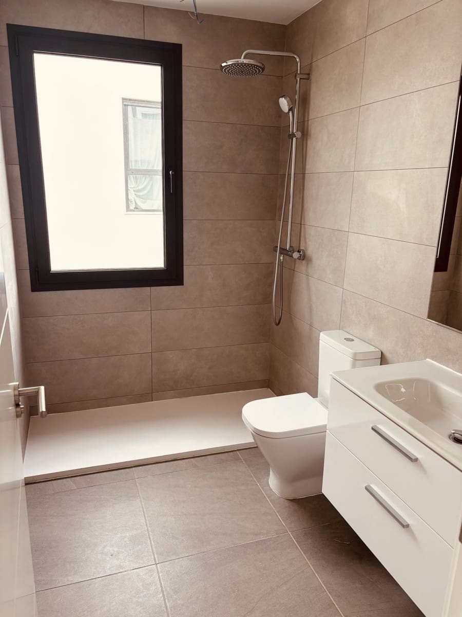 4 soverom Kjedet enebolig til salgs i Riviera del Sol - € 637 000 (Ref: 9677152)