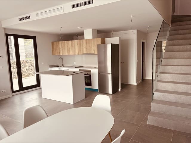 4 soverom Kjedet enebolig til salgs i Riviera del Sol, Mijas - € 637 000 (Ref: 9677152)