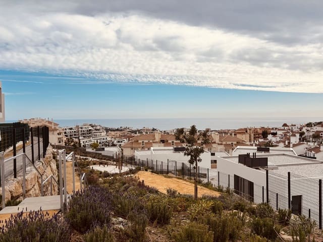 4 soverom Kjedet enebolig til salgs i Riviera del Sol, Mijas - € 637 000 (Ref: 9677152)