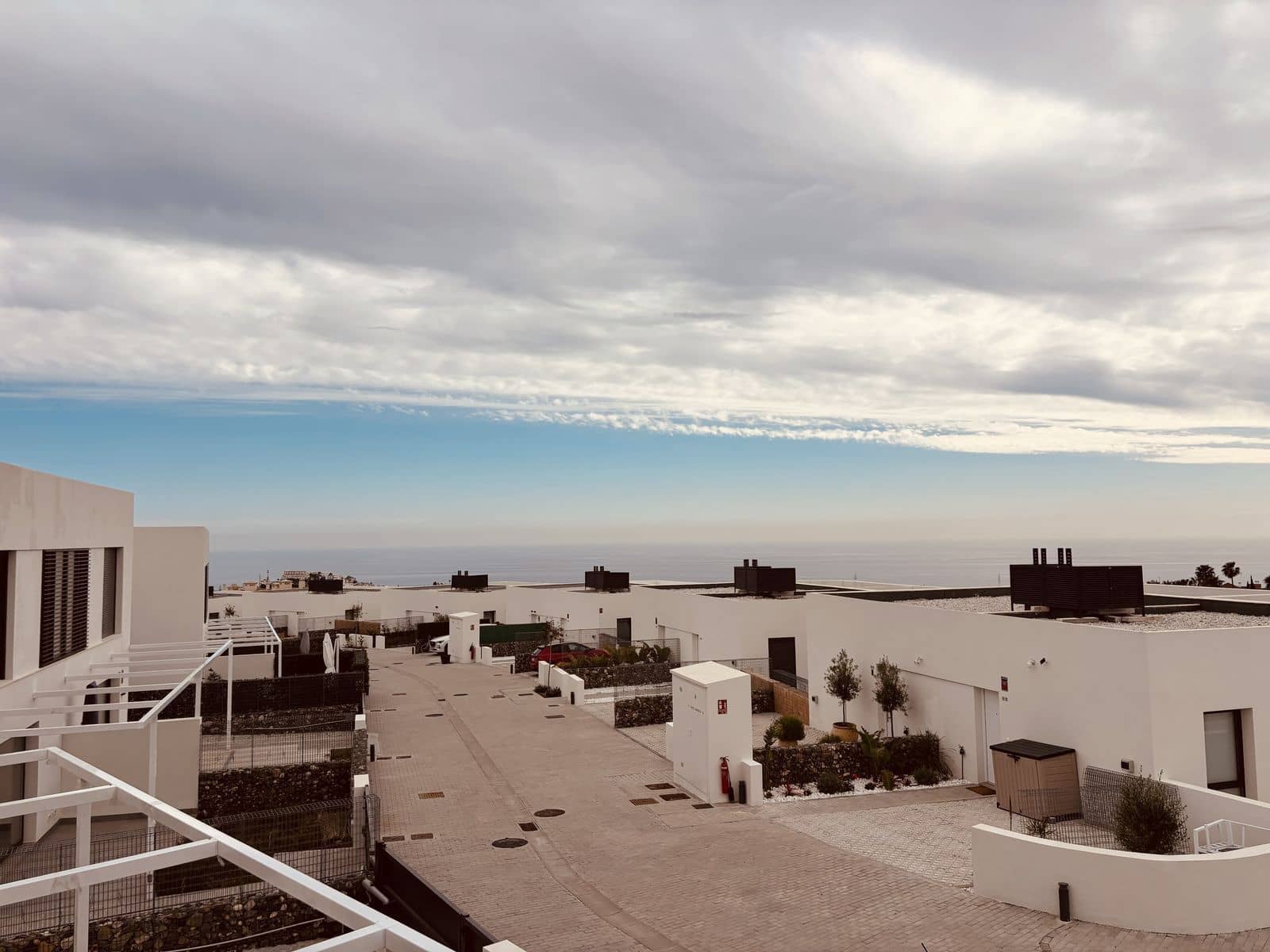 4 soverom Kjedet enebolig til salgs i Riviera del Sol - € 637 000 (Ref: 9677152)