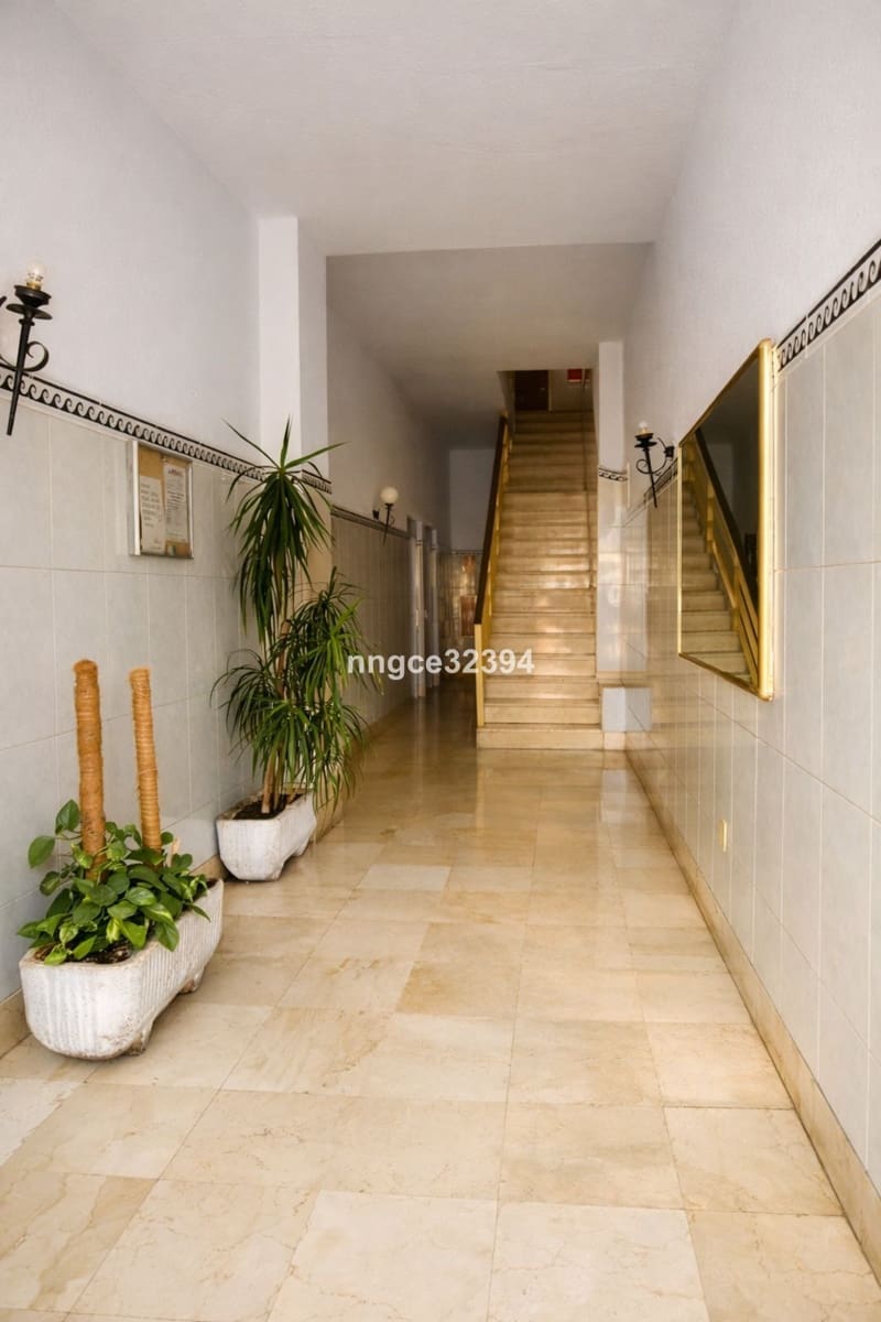 3 makuuhuone Huoneisto myytävänä paikassa Marbella - 459 900 € (Ref: 9677157)