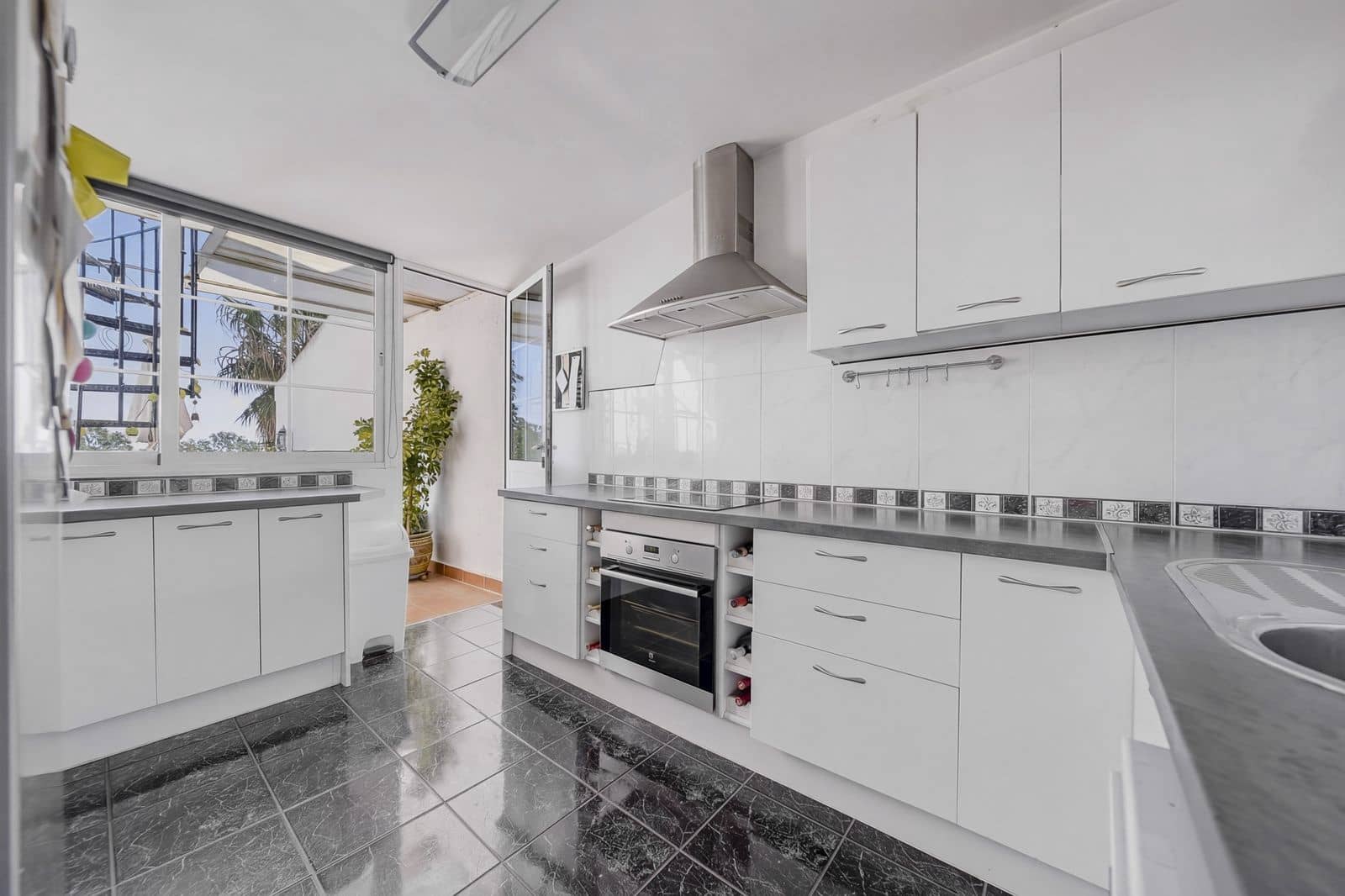 Pareado de 3 habitaciones en Benalmadena Costa en venta - 387.500 € (Ref: 9677158)