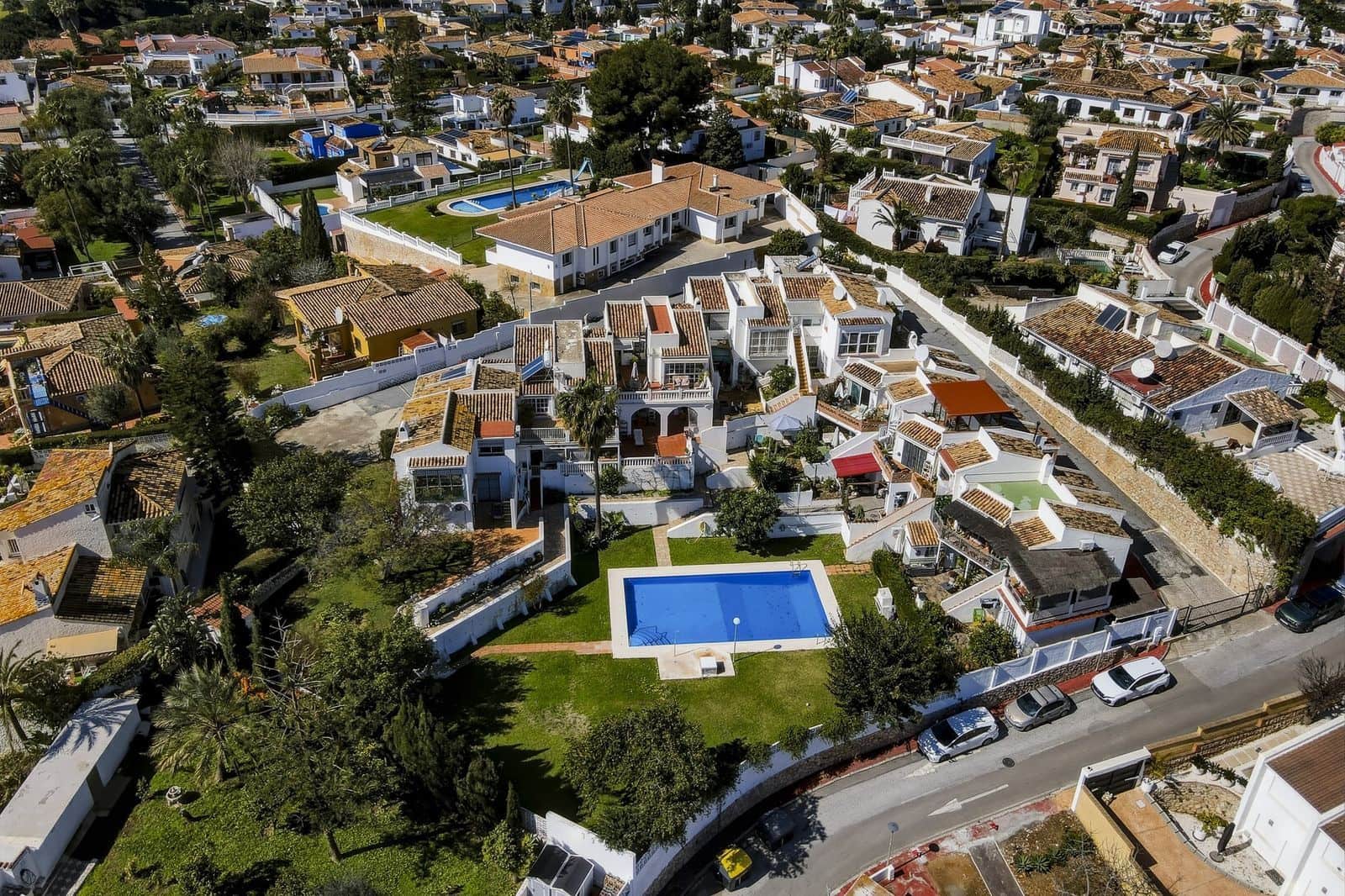 Pareado de 3 habitaciones en Benalmadena Costa en venta - 387.500 € (Ref: 9677158)