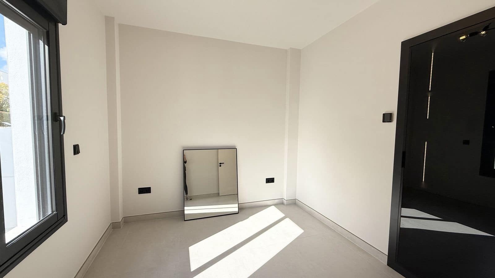 5 quarto Moradia para venda em Nueva Andalucia - 2 200 000 € (Ref: 9677159)