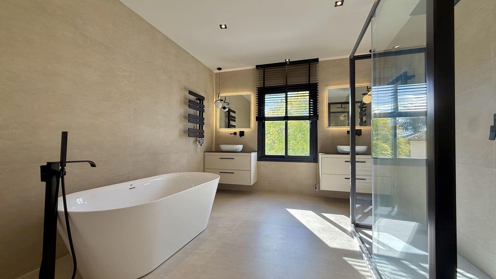 5 quarto Moradia para venda em Nueva Andalucia - 2 200 000 € (Ref: 9677159)