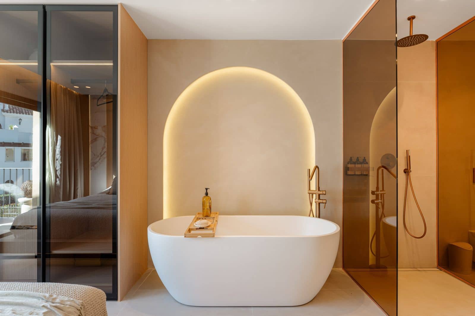 4 bedroom Townhouse for sale in Puerto Banus - € 1,450,000 (Ref: 9677161)