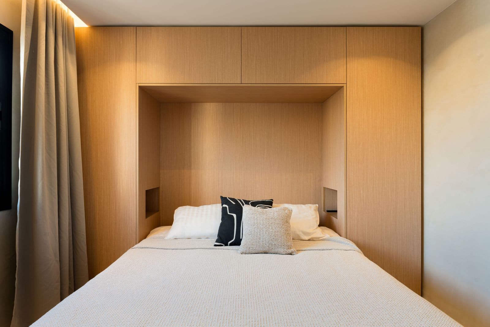 4 bedroom Townhouse for sale in Puerto Banus - € 1,450,000 (Ref: 9677161)