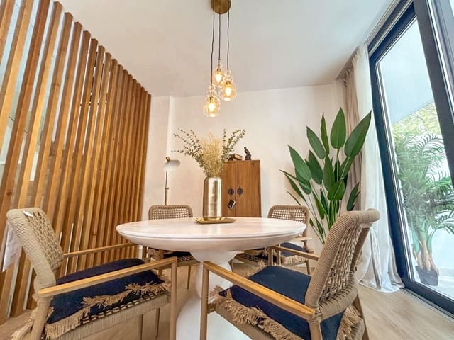 Chalet de 3 habitaciones en El Limonar, Málaga ciudad en venta - 1.750.000 € (Ref: 9677162)