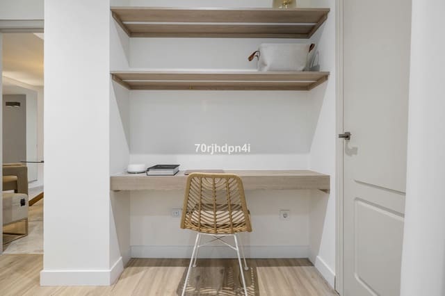 Apartamento de 3 habitaciones en Nueva Andalucia, Marbella en venta - 825.000 € (Ref: 9677163)