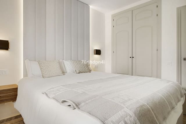 Apartamento de 3 habitaciones en Nueva Andalucia, Marbella en venta - 825.000 € (Ref: 9677163)