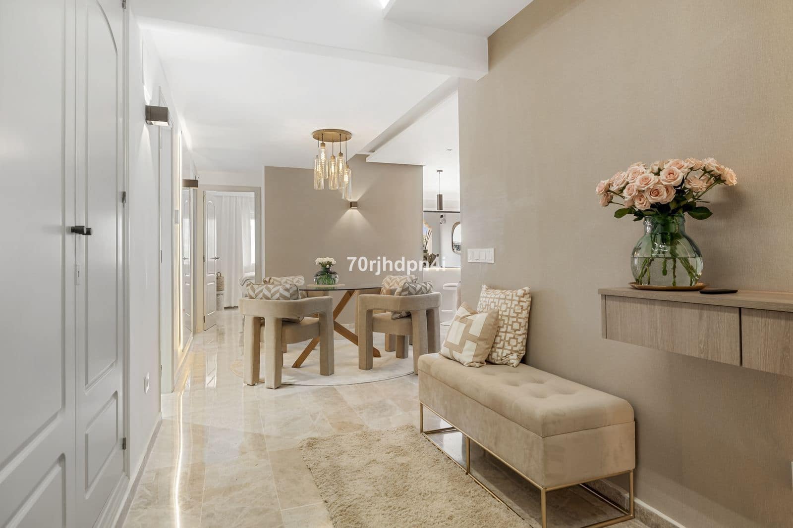 Apartamento de 3 habitaciones en Nueva Andalucia en venta - 825.000 € (Ref: 9677163)