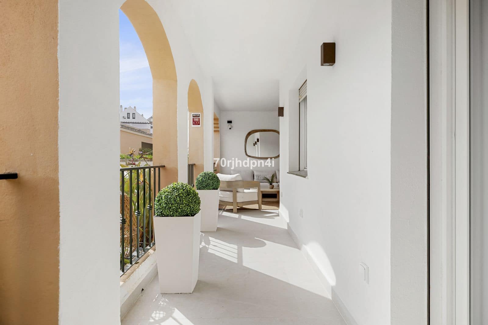 Apartamento de 3 habitaciones en Nueva Andalucia en venta - 825.000 € (Ref: 9677163)