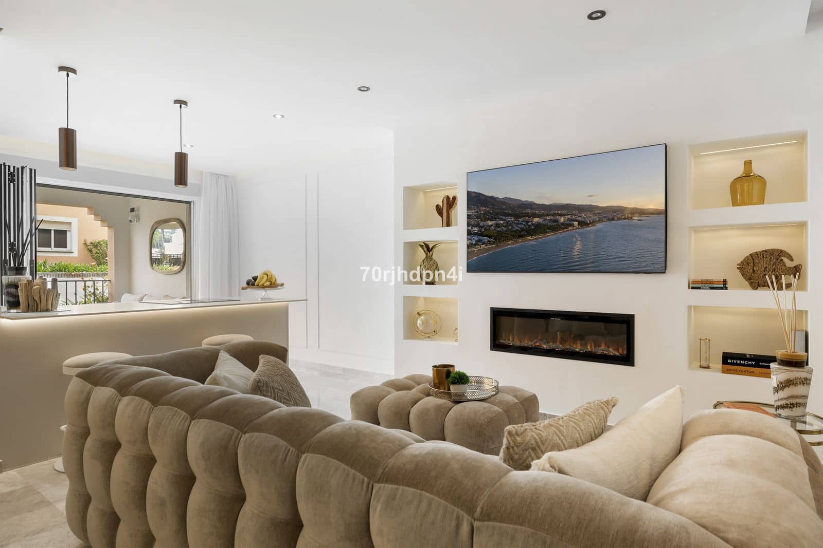 Apartamento de 3 habitaciones en Nueva Andalucia en venta - 825.000 € (Ref: 9677163)