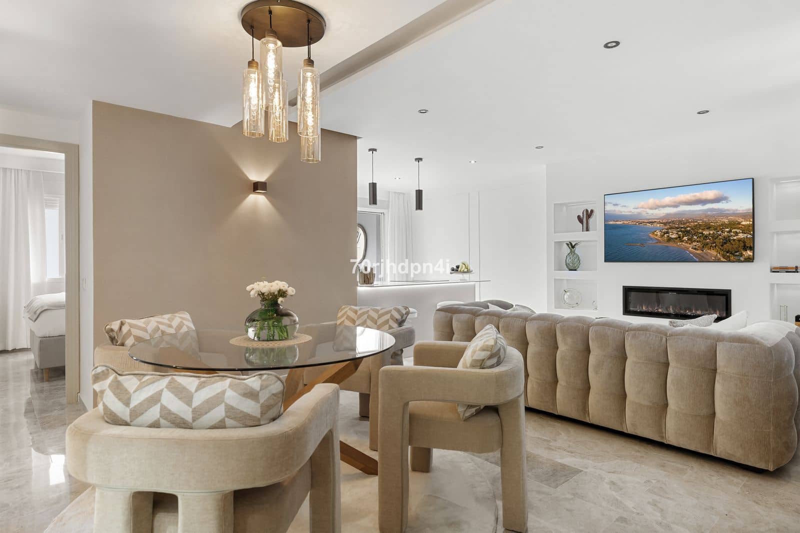 Apartamento de 3 habitaciones en Nueva Andalucia en venta - 825.000 € (Ref: 9677163)