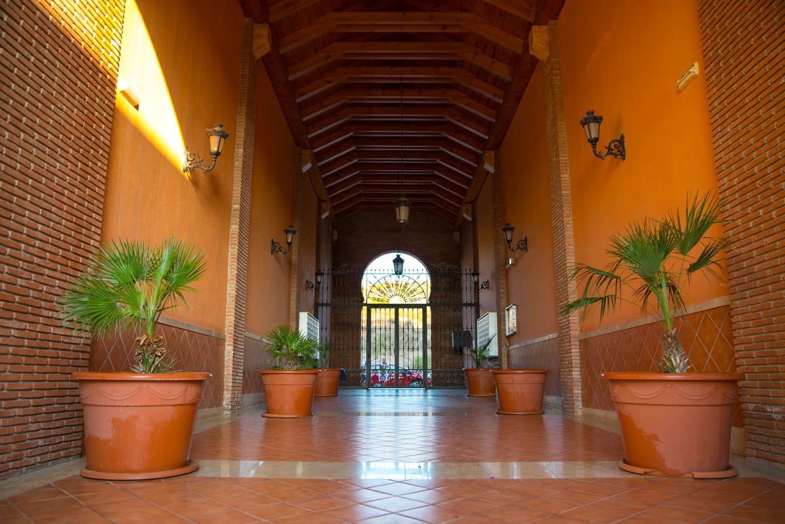 Apartamento de 2 habitaciones en La Duquesa / Puerto de la Duquesa en venta - 250.000 € (Ref: 9677167)