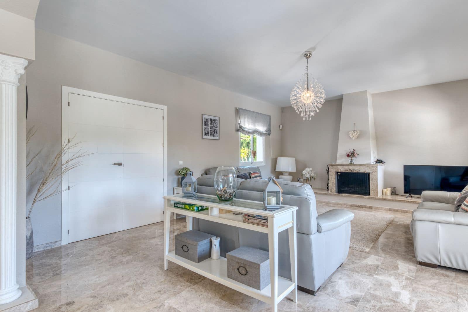 4 soverom Villa til salgs i Calahonda - € 1 299 000 (Ref: 9677169)