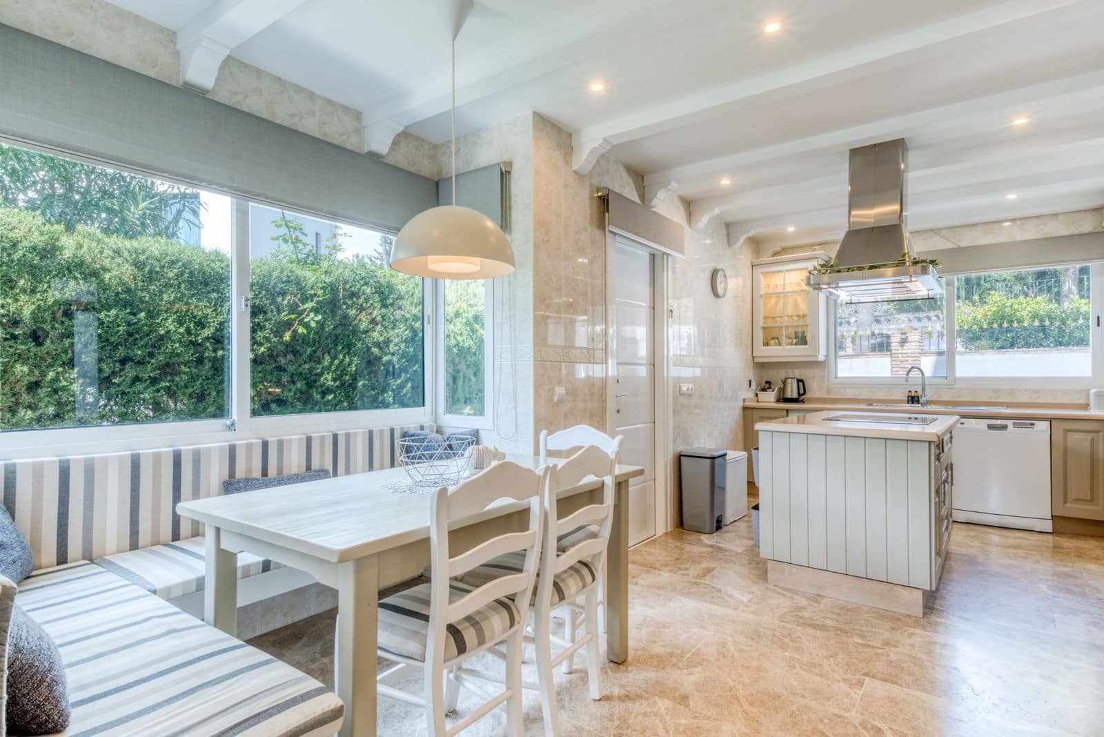 4 soverom Villa til salgs i Calahonda - € 1 299 000 (Ref: 9677169)