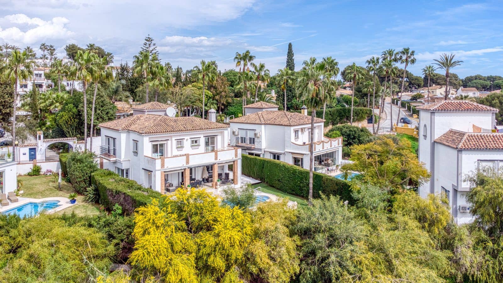 4 soverom Villa til salgs i Calahonda - € 1 299 000 (Ref: 9677169)