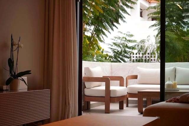 3 bedroom Apartment for sale in Nueva Andalucia, Marbella - € 816,000 (Ref: 9677170)