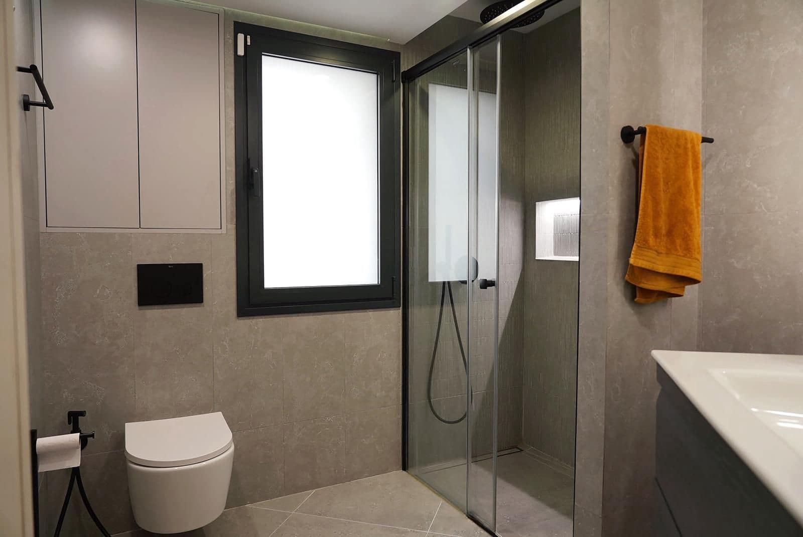 3 bedroom Apartment for sale in Nueva Andalucia - € 816,000 (Ref: 9677170)