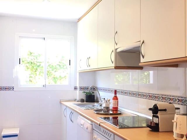 2 sovrum Lägenhet till salu i Calahonda, Mijas - 340 000 € (Ref: 9677180)