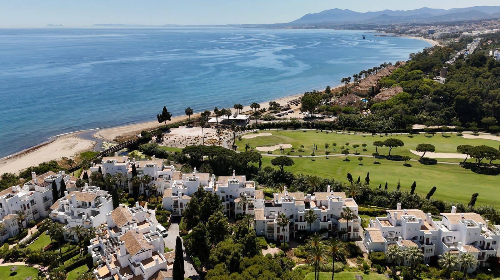 2 bedroom Apartment for sale in Los Monteros - € 1,910,000 (Ref: 9677184)