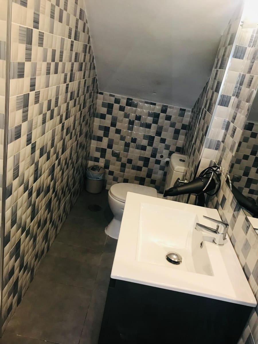 2 makuuhuone Omakotitalo myytävänä paikassa La Reserva - 350 000 € (Ref: 9677186)