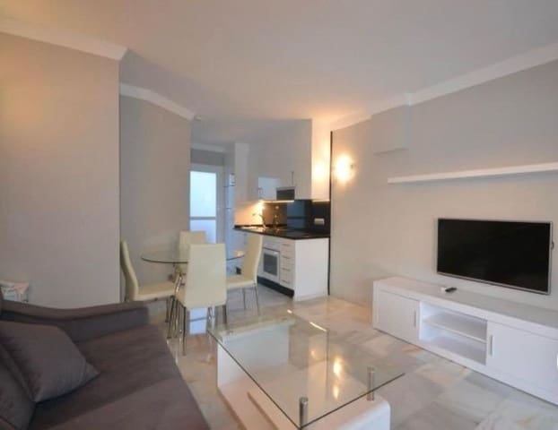 2 makuuhuone Omakotitalo myytävänä paikassa La Reserva, Marbella - 350 000 € (Ref: 9677186)