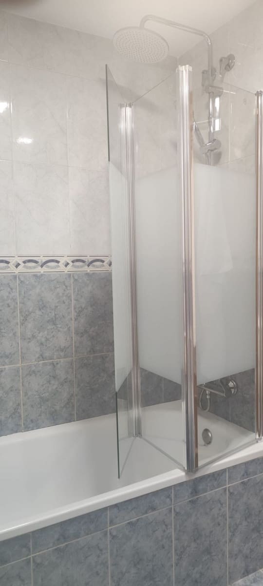 Ático de 2 habitaciones en Benalmádena en venta - 435.000 € (Ref: 9677191)