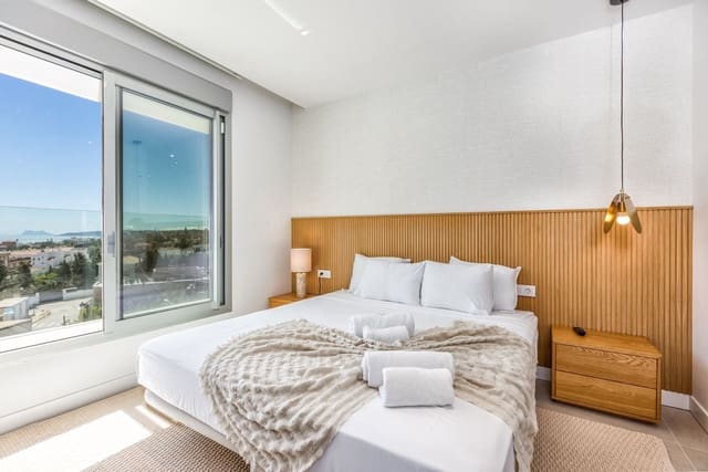 4 chambre Maison de Ville à vendre à Estepona - 1 405 000 € (Ref: 9677192)