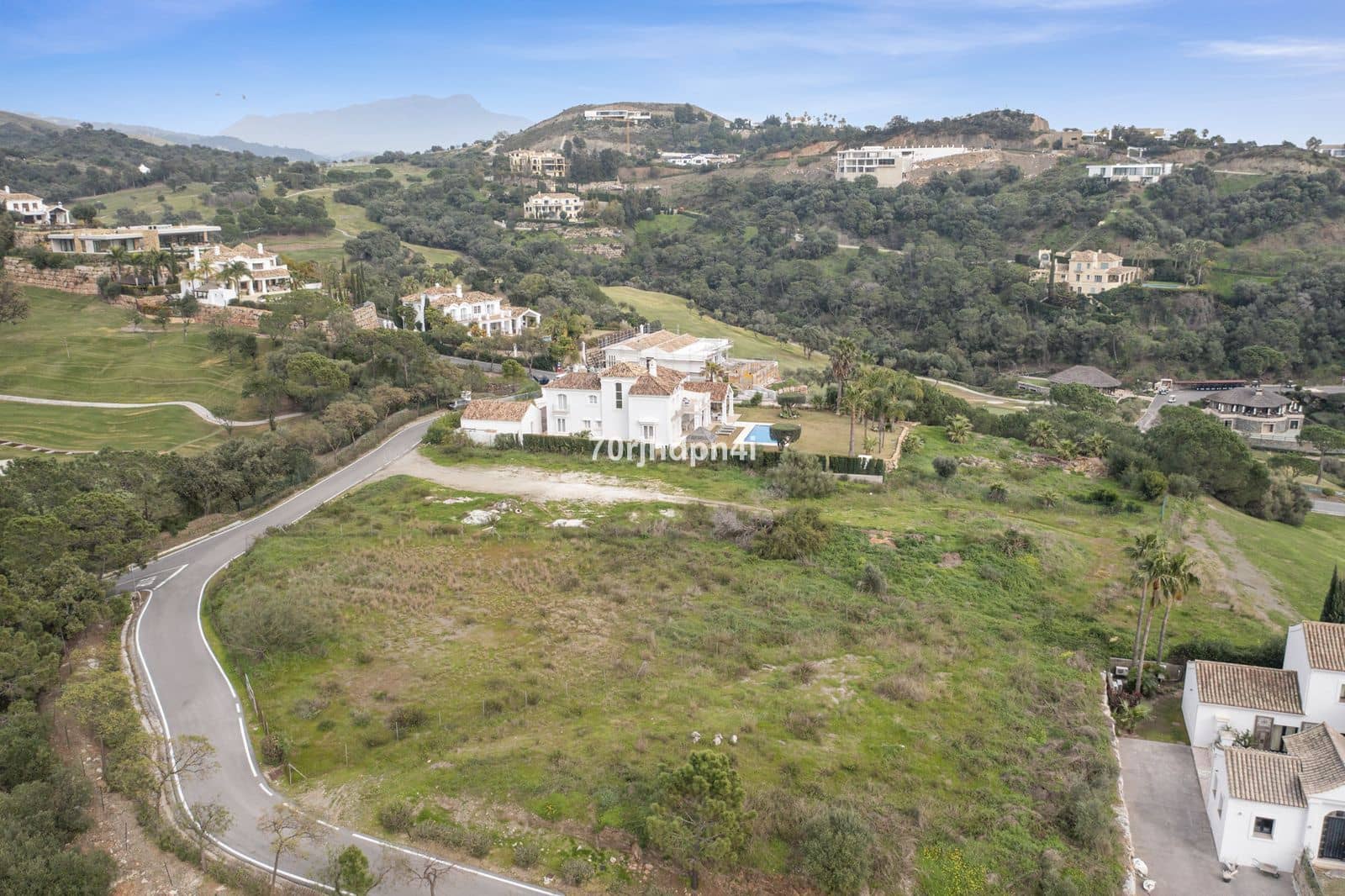 Grond te koop in Benahavis - € 875.000 (Ref: 9677195)