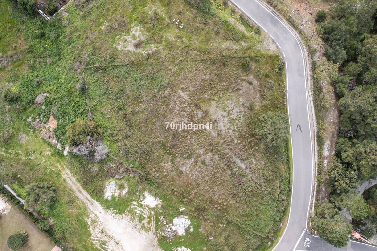 Grond te koop in Benahavis - € 875.000 (Ref: 9677195)