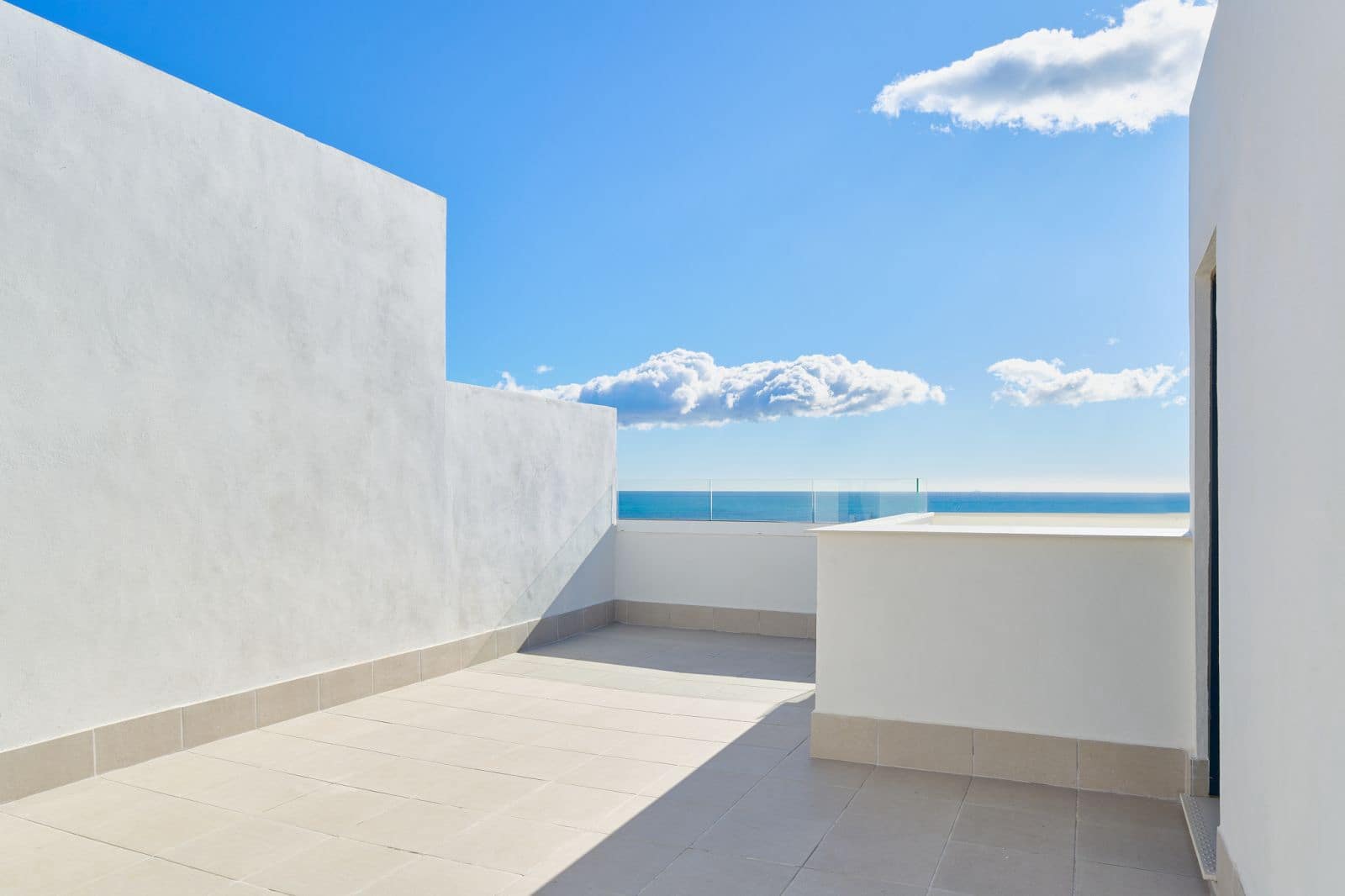 3 soveværelse Semi-Rækkehus til salg i La Cala de Mijas - € 890.000 (Ref: 9677196)