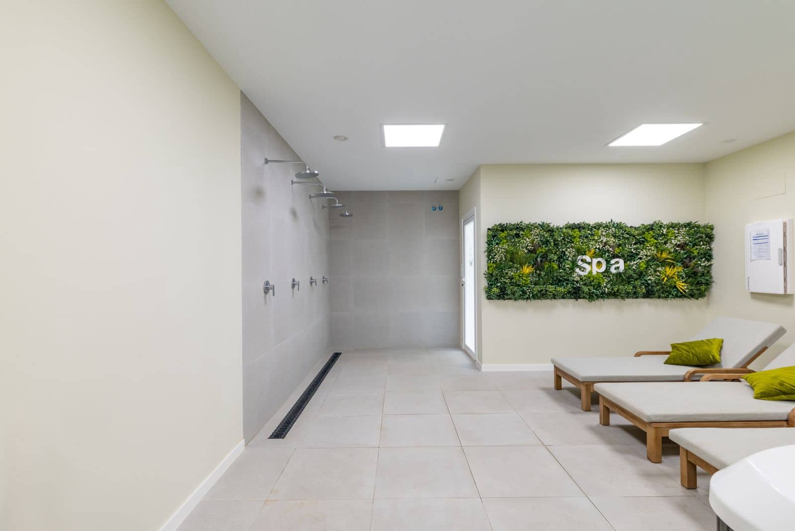 3 soveværelse Semi-Rækkehus til salg i La Cala de Mijas - € 890.000 (Ref: 9677196)