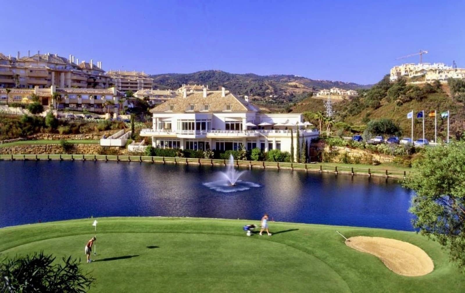 Ático de 3 habitaciones en Elviria en venta - 1.550.000 € (Ref: 9677197)