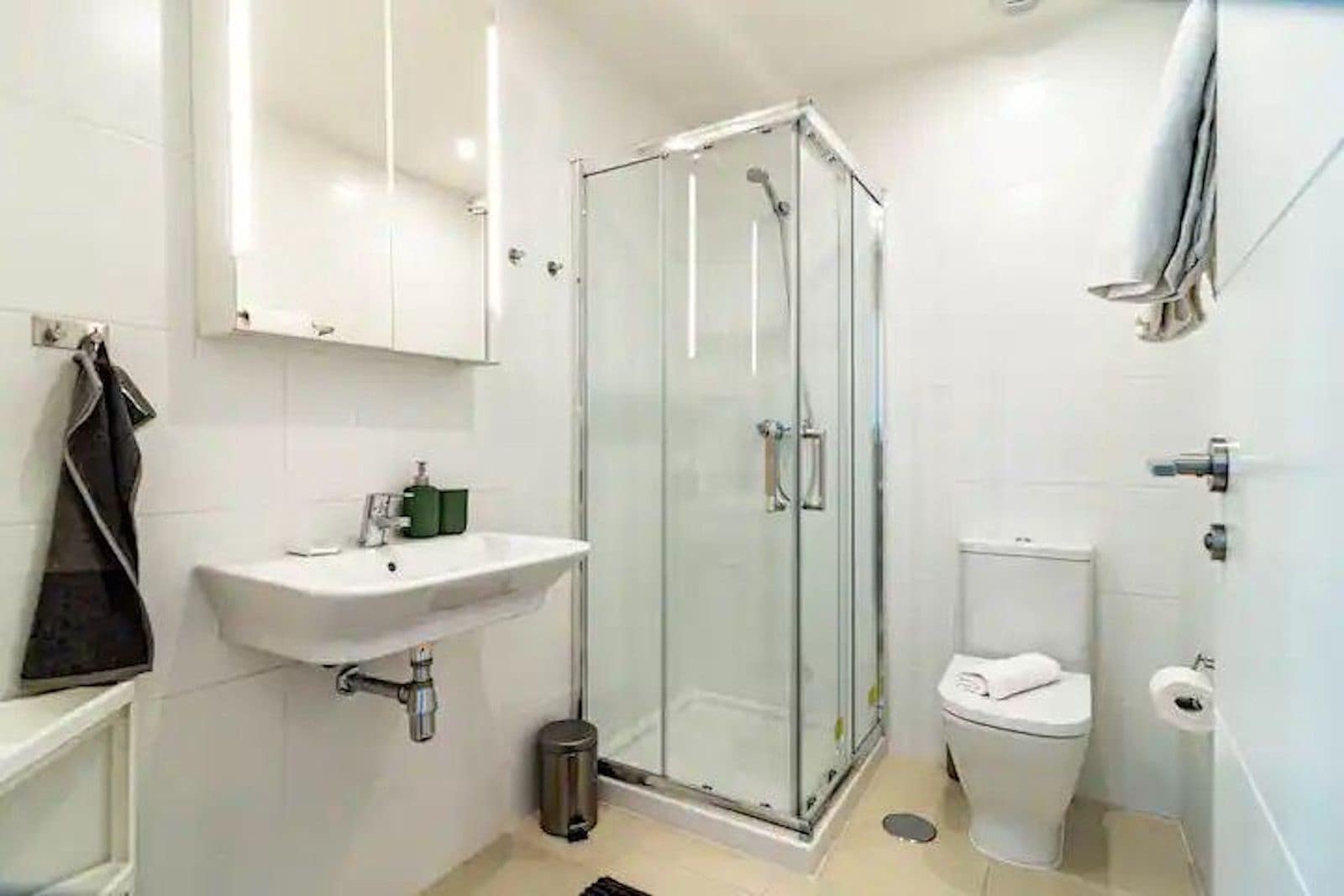 2 slaapkamer Appartement te koop in Nueva Andalucia - € 399.000 (Ref: 9677200)