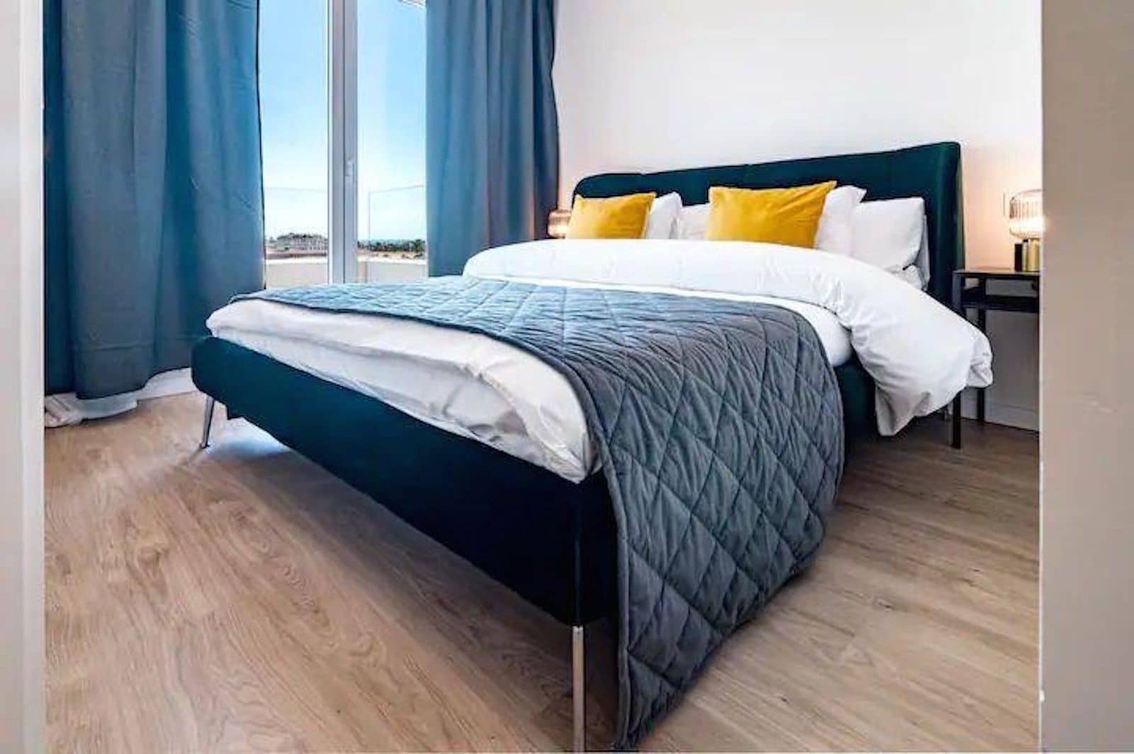 2 slaapkamer Appartement te koop in Nueva Andalucia - € 399.000 (Ref: 9677200)