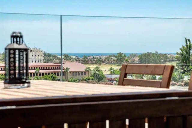 2 slaapkamer Appartement te koop in Nueva Andalucia, Marbella - € 399.000 (Ref: 9677200)