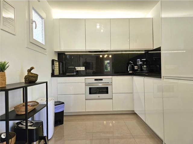 1 quarto Apartamento para venda em Benalmadena Costa, Benalmádena - 349 000 € (Ref: 9677203)