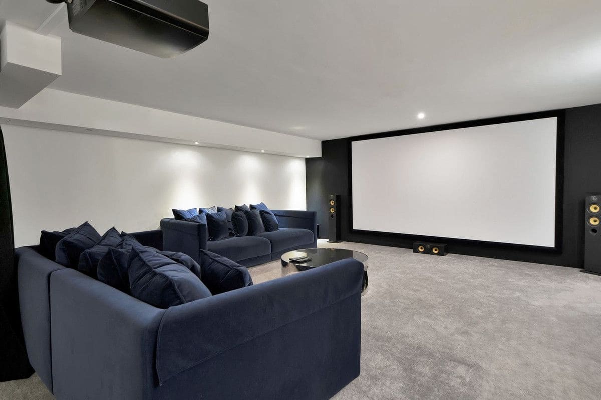 Chalet de 7 habitaciones en Puerto Banus en venta - 2.395.000 € (Ref: 9677204)