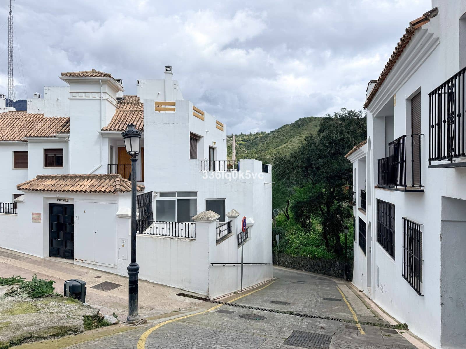 2 sovrum Lägenhet till salu i Benahavis - 320 000 € (Ref: 9677208)