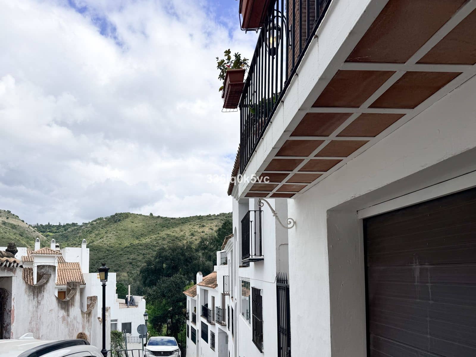 2 sovrum Lägenhet till salu i Benahavis - 320 000 € (Ref: 9677208)