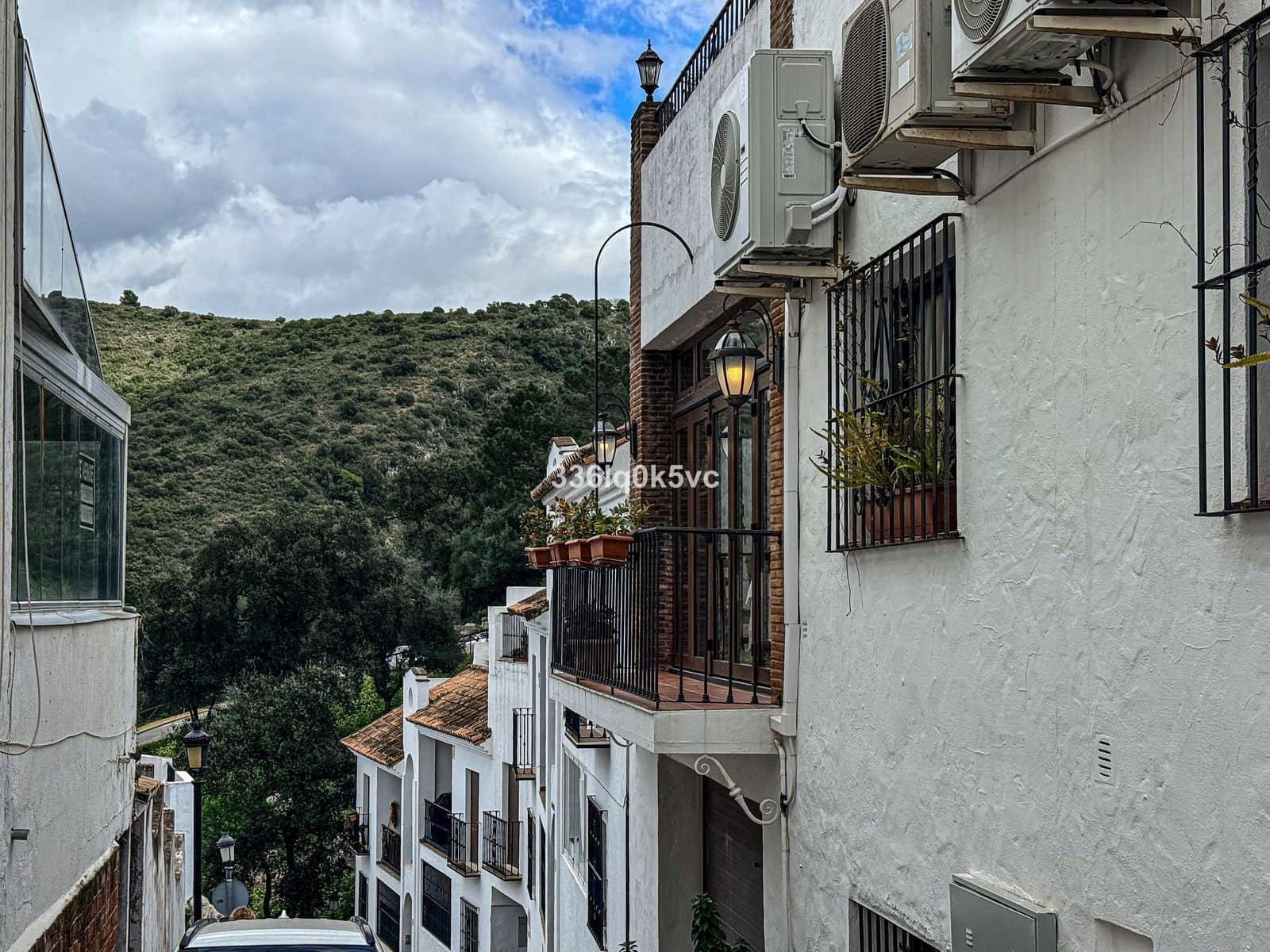 2 sovrum Lägenhet till salu i Benahavis - 320 000 € (Ref: 9677208)