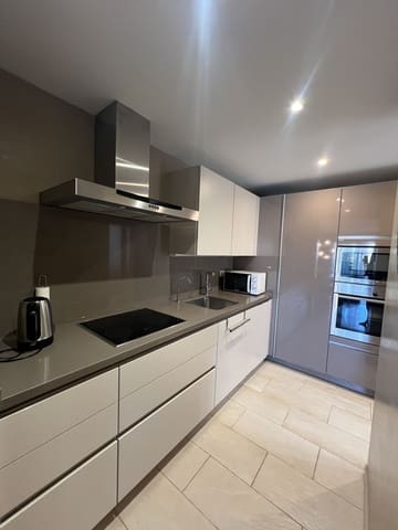 2 sovrum Lägenhet till salu i Puerto Banus, Marbella - 700 000 € (Ref: 9677210)