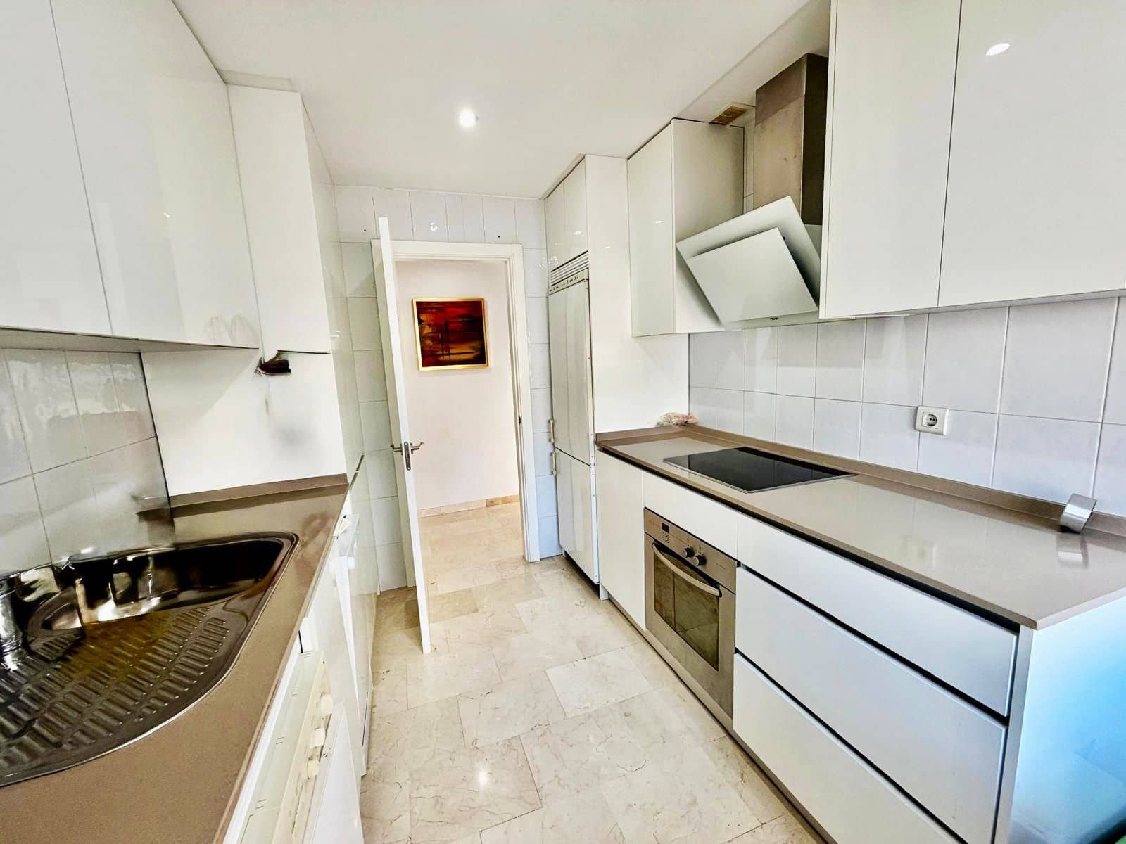 Ático de 2 habitaciones en Benalmadena Costa en venta - 449.000 € (Ref: 9677212)