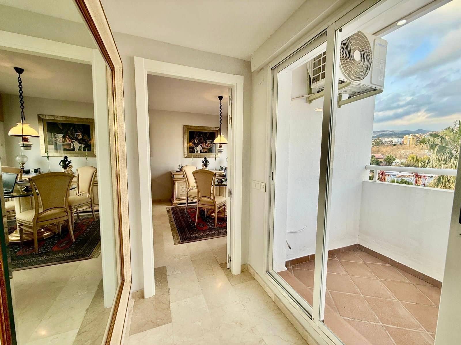 Ático de 2 habitaciones en Benalmadena Costa en venta - 449.000 € (Ref: 9677212)
