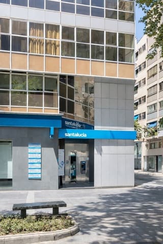 Komercyjne na sprzedaż w Marbella - 520 000 € (Ref: 9677215)