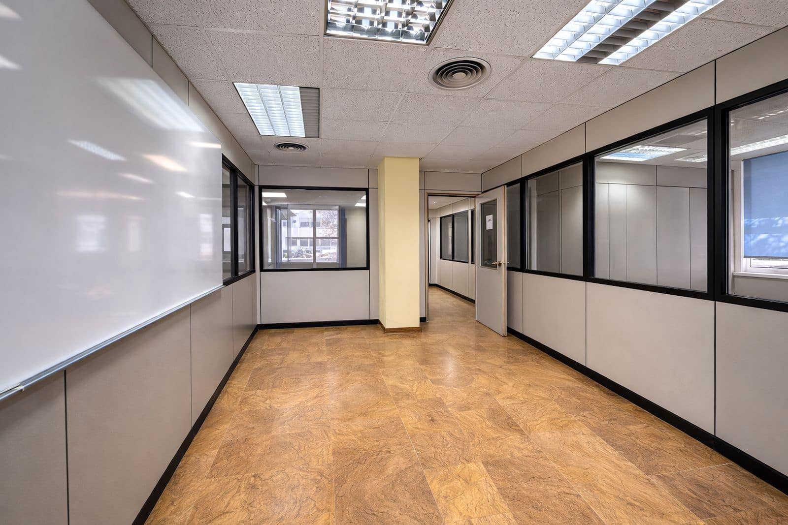 Komercyjne na sprzedaż w Marbella - 520 000 € (Ref: 9677215)